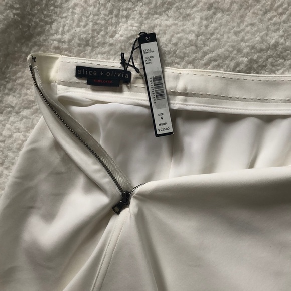 Alice + Olivia winter white blaise bell mini skirt - Picture 7 of 7